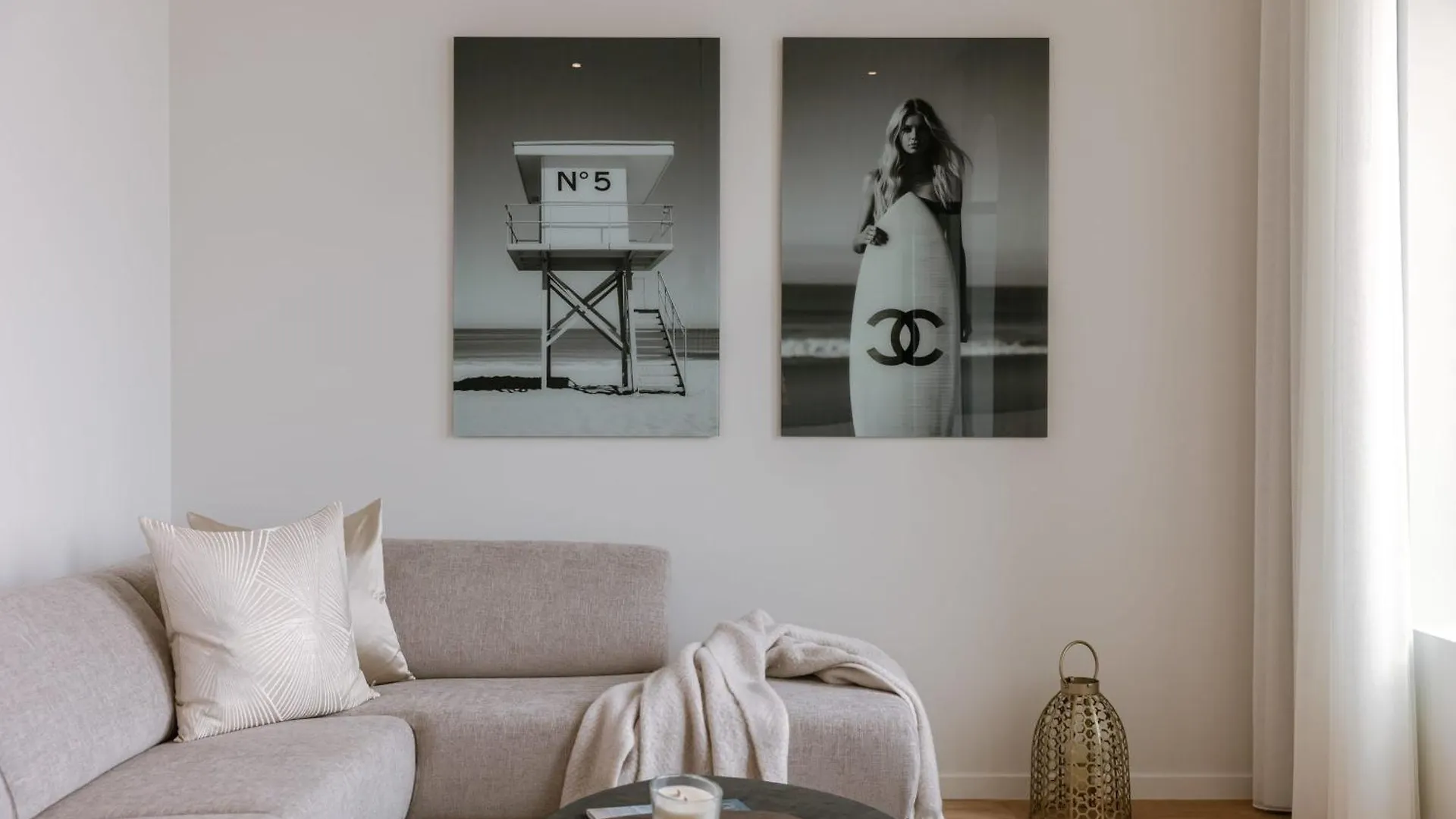 Huswell - Stunning Seafront Apartment With Modern Comforts And Dike Views Ostend